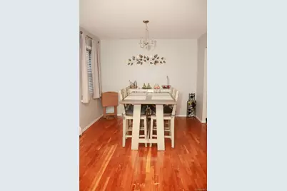 334 Lakeland Avenue #4D, Sayville, NY 11782 - Photo 5