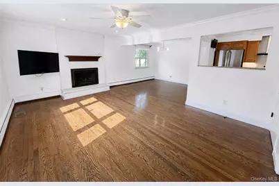 40 Edgewood Road First Floor Unit#1, Port Washington, NY 11050 - Photo 3
