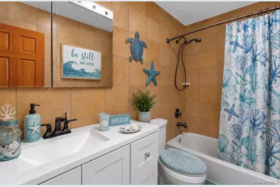 23 Riviera Drive, Smithtown, NY 11787 - Photo 11