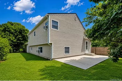 23 Riviera Drive, Smithtown, NY 11787 - Photo 17