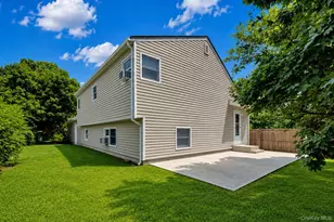 23 Riviera Dr, Smithtown, NY 11787 - Photo 17
