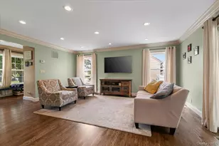 23 Cambridge Ave, Bethpage, NY 11714 - Photo 5