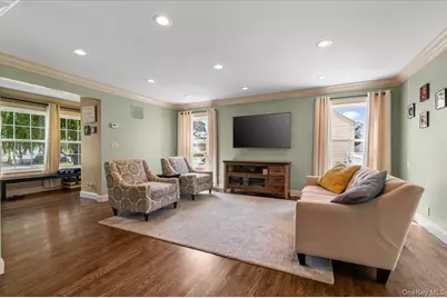 23 Cambridge Avenue, Bethpage, NY 11714 - Photo 7