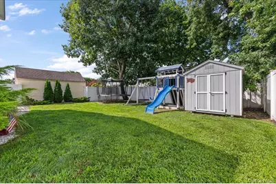 23 Cambridge Avenue, Bethpage, NY 11714 - Photo 29