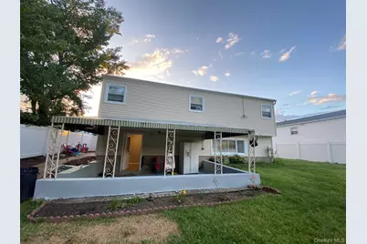 16 Frank Avenue #Studio, Farmingdale, NY 11735 - Photo 13