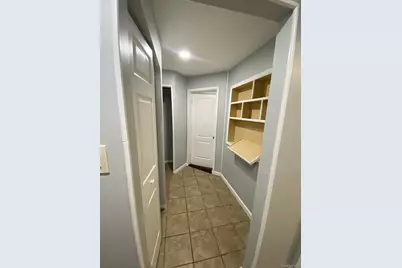 16 Frank Avenue #Studio, Farmingdale, NY 11735 - Photo 11