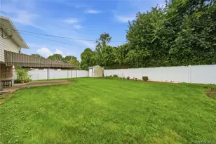14 Oak Dr, Plainview, NY 11803 - Photo 33