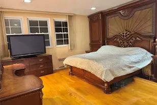 23 Wooleys Ln, Great Neck, NY 11023 - Photo 11