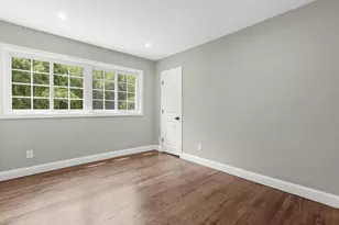 250 Lakeshore Blvd, Massapequa Park, NY 11762 - Photo 9