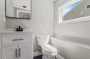 250 Lakeshore Blvd, Massapequa Park, NY 11762 - Photo 21