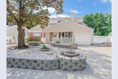 250 Lakeshore Boulevard, Massapequa Park, NY 11762 - Photo 1