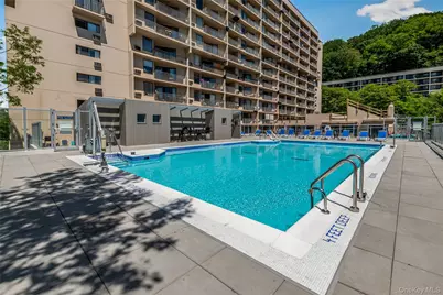 1155 Warburton Avenue #5A, Yonkers, NY 10701 - Photo 19