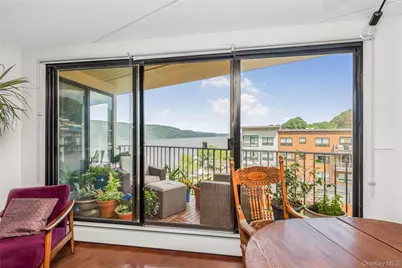 1155 Warburton Avenue #5A, Yonkers, NY 10701 - Photo 5