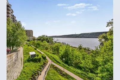 1155 Warburton Avenue #5A, Yonkers, NY 10701 - Photo 33
