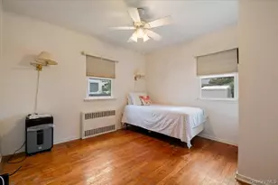 11 Hastings Ln, Hicksville, NY 11801 - Photo 13