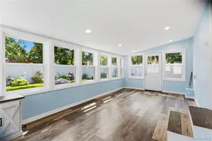 91 Spruce Ave, West Islip, NY 11795 - Photo 19