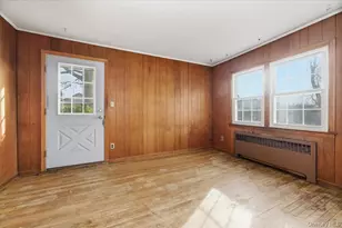 2 McLeod St, Massapequa Park, NY 11762 - Photo 7