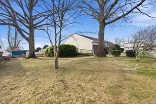 2 McLeod St, Massapequa Park, NY 11762 - Photo 13