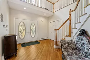 1040 Washington Ave, Plainview, NY 11803 - Photo 5
