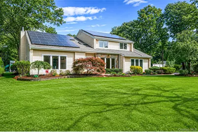 32 Annandale Road, Commack, NY 11725 - Photo 3