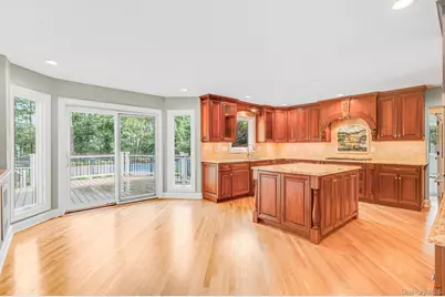 32 Annandale Road, Commack, NY 11725 - Photo 7