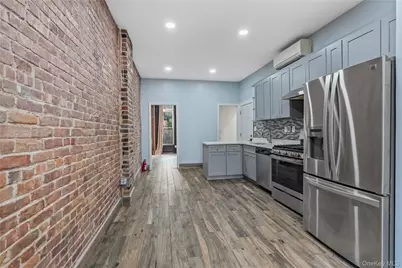 220 E 116th Street #3rd Floor, New York, NY 10029 - Photo 9