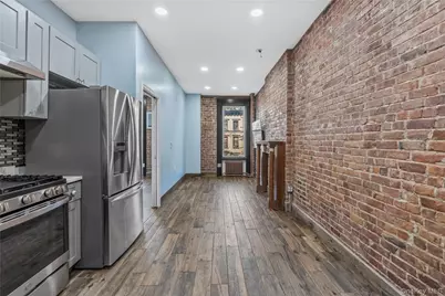 220 E 116th Street #3rd Floor, New York, NY 10029 - Photo 5