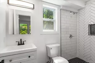 8 Elm Dr, East Northport, NY 11731 - Photo 11