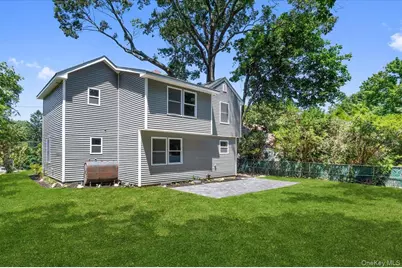 8 Elm Drive, East Northport, NY 11731 - Photo 27