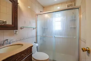 82-56 250th St, Bellerose, NY 11426 - Photo 9