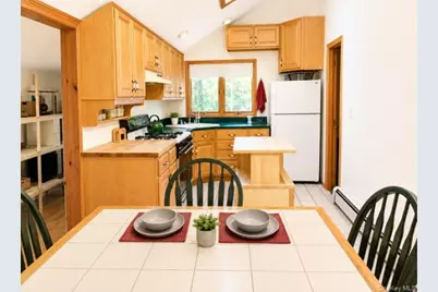 86 N Evergreen Drive, Selden, NY 11784 - Photo 7