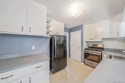 92 Parkhill Avenue, Massapequa, NY 11758 - Photo 15
