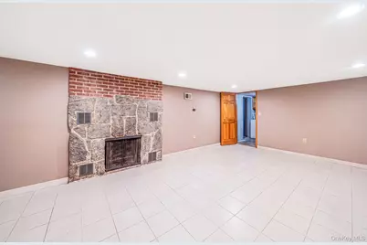 92 Parkhill Avenue, Massapequa, NY 11758 - Photo 21