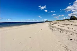 211 Longneck Blvd, Riverhead, NY 11901 - Photo 13