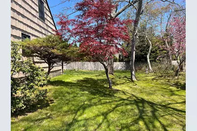 27 W Tiana Road #A, Hampton Bays, NY 11946 - Photo 19
