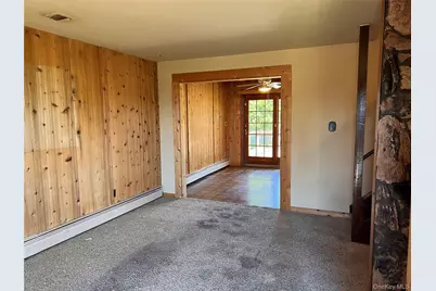 27 W Tiana Road #A, Hampton Bays, NY 11946 - Photo 7