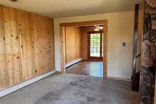 27 W Tiana Rd, Hampton Bays, NY 11946 - Photo 7
