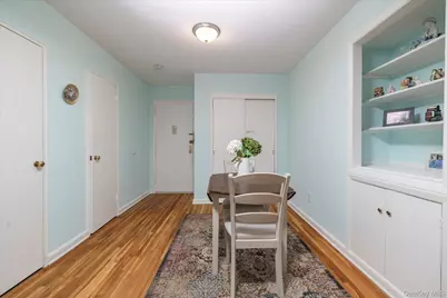 120 Morris Avenue #C9, Rockville Centre, NY 11570 - Photo 17