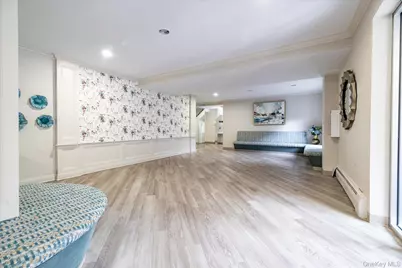 120 Morris Avenue #C9, Rockville Centre, NY 11570 - Photo 5