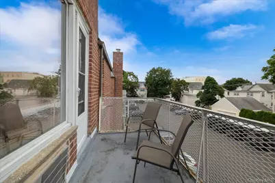 120 Morris Avenue #C9, Rockville Centre, NY 11570 - Photo 19