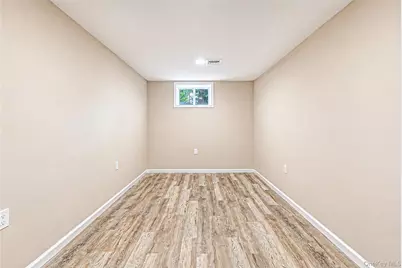 2 Storey Avenue, Central Islip, NY 11722 - Photo 17
