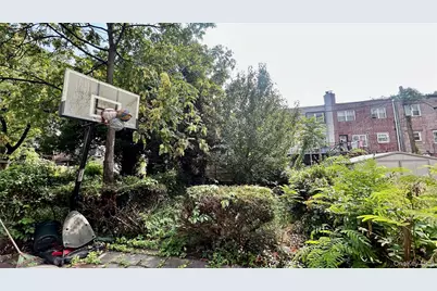 742 E 93rd Street, Brooklyn, NY 11236 - Photo 9