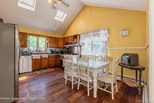 97 Leslie Rd, Newburgh, NY 12550 - Photo 17