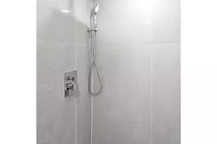 154-03 118th Ave, Jamaica, NY 11434 - Photo 5