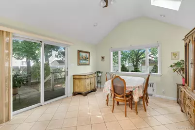 82-11 262nd Street, Floral Park, NY 11004 - Photo 9