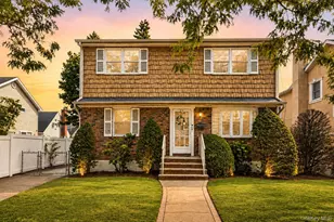 82-11 262nd St, Floral Park, NY 11004 - Photo 1