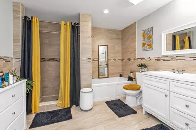 6 Belmont Court, Amityville, NY 11701 - Photo 11