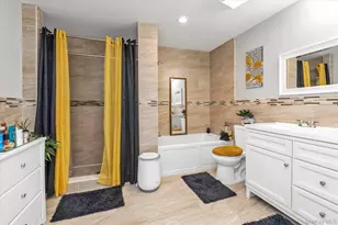 6 Belmont Ct, Amityville, NY 11701 - Photo 11
