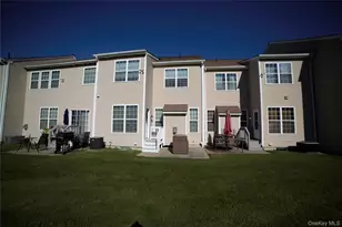 10 Bainbridge Pl, Newburgh, NY 12550 - Photo 27