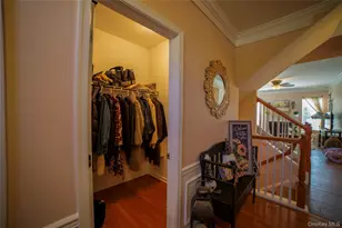 10 Bainbridge Pl, Newburgh, NY 12550 - Photo 11